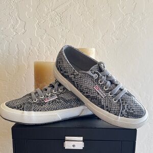 SUPERGA 1227 Womens 2750 Pufanw Patent Snake Print Lace Up Sneakers-size 36